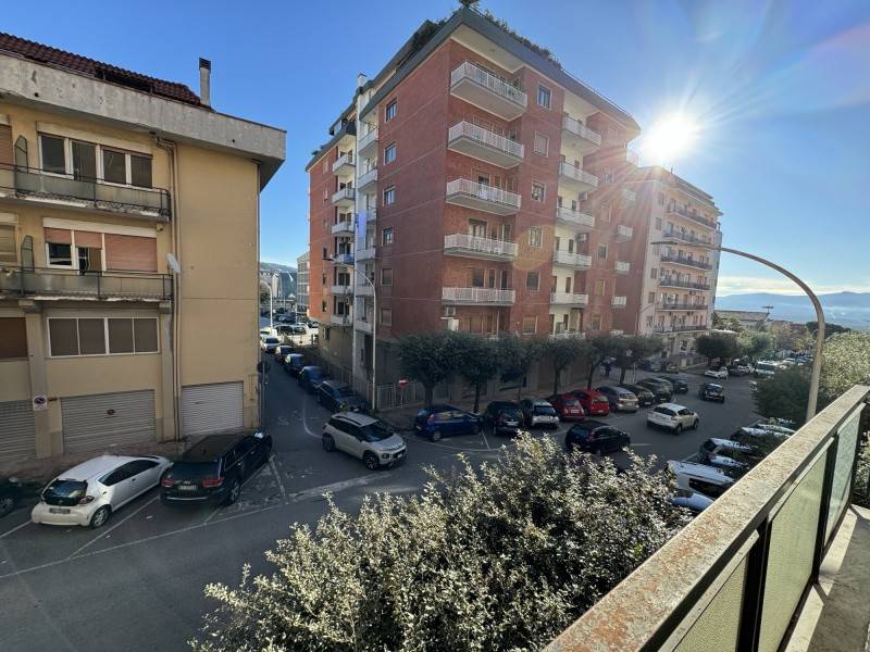 appartamento in vendita a Lamezia Terme in zona Sambiase