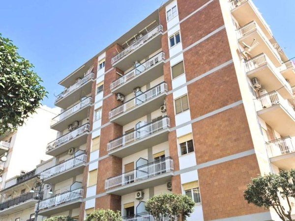 appartamento in vendita a Lamezia Terme in zona Nicastro