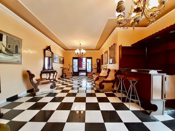 appartamento in vendita a Lamezia Terme in zona Nicastro