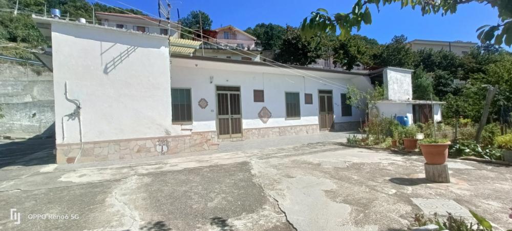 casa indipendente in vendita a Lamezia Terme