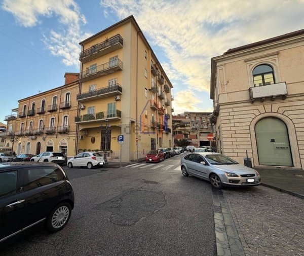 appartamento in vendita a Lamezia Terme in zona Nicastro