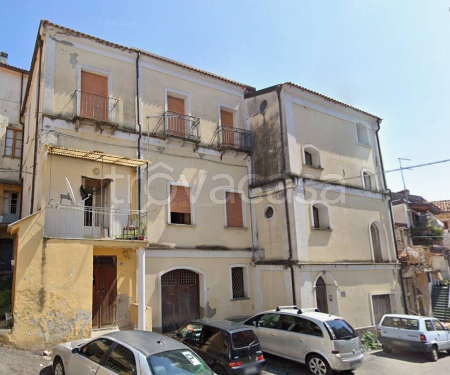 casa indipendente in vendita a Lamezia Terme in zona Nicastro