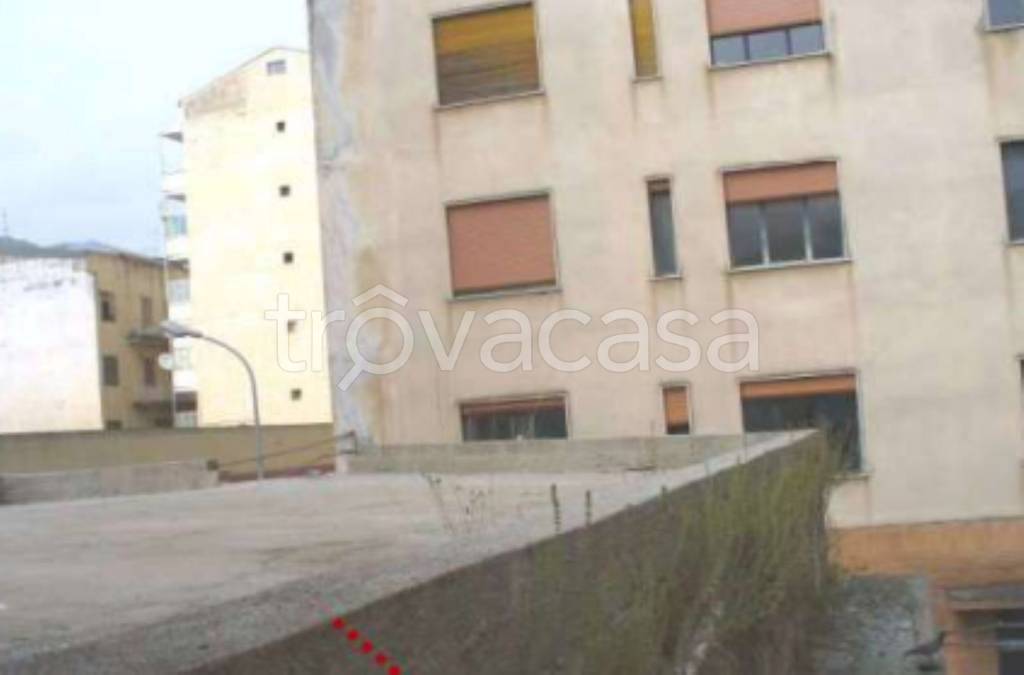 negozio in vendita a Lamezia Terme