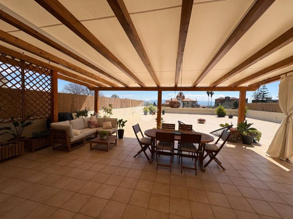 appartamento in vendita a Lamezia Terme in zona Nicastro