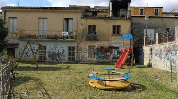 casa indipendente in vendita a Lamezia Terme