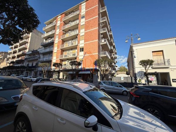 appartamento in vendita a Lamezia Terme in zona Nicastro