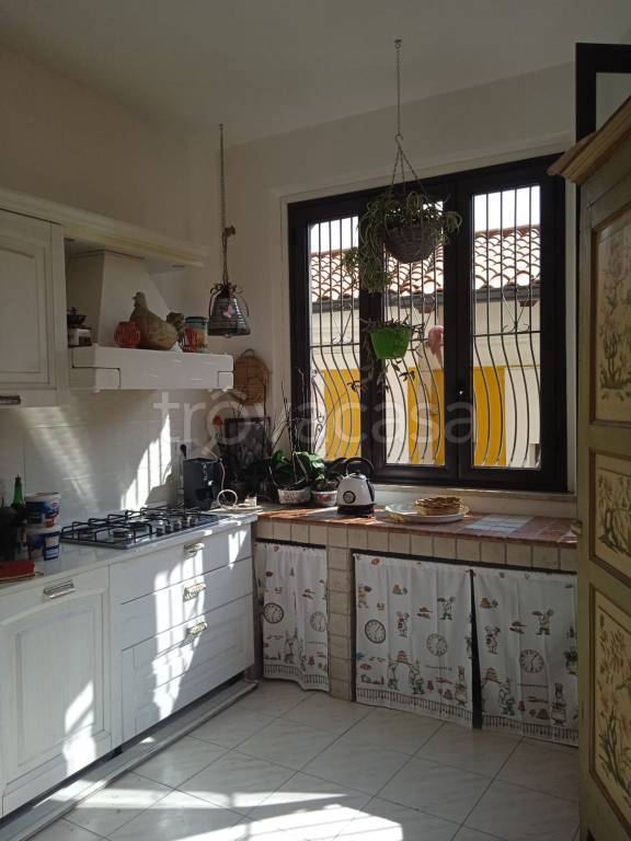 appartamento in vendita a Lamezia Terme in zona Nicastro