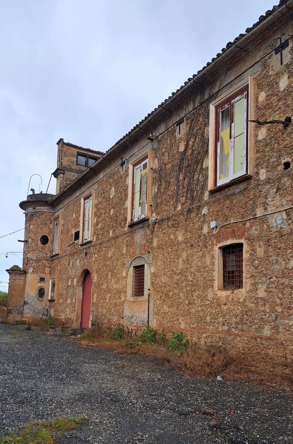 casa indipendente in vendita a Lamezia Terme in zona Caronte