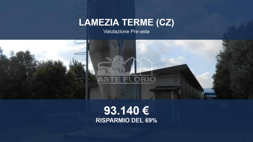 locale commerciale in vendita a Lamezia Terme in zona San Pietro Lametino