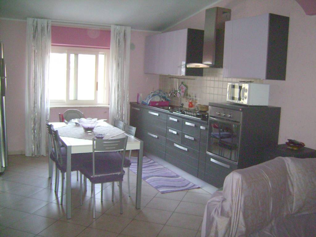 appartamento in vendita a Lamezia Terme in zona Sambiase