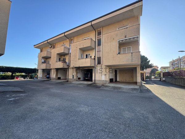 casa indipendente in vendita a Lamezia Terme