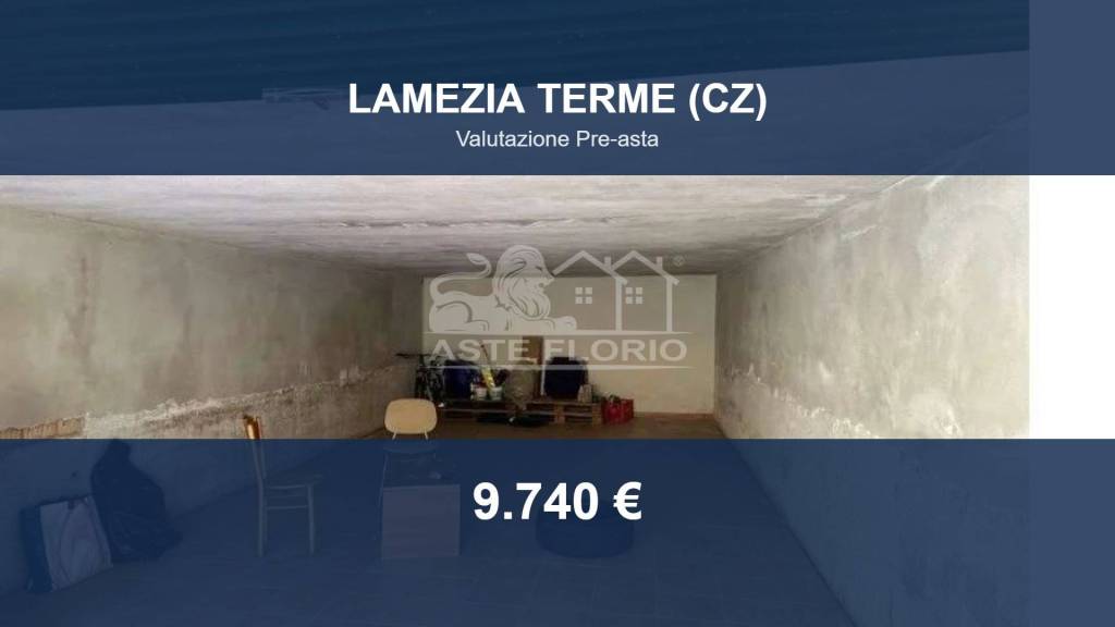 locale commerciale in vendita a Lamezia Terme