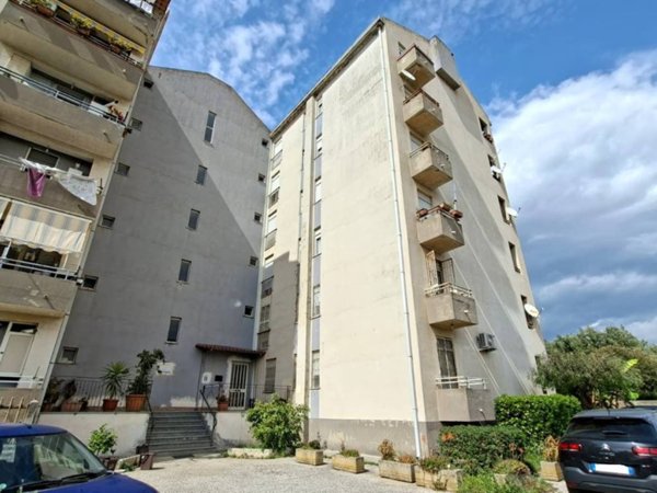 appartamento in vendita a Lamezia Terme in zona Nicastro