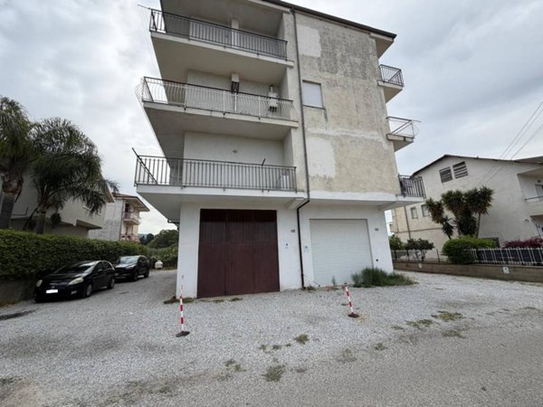 appartamento in vendita a Lamezia Terme in zona Nicastro