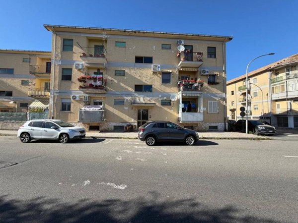 appartamento in vendita a Lamezia Terme in zona Nicastro