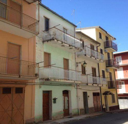 casa indipendente in vendita a Lamezia Terme in zona Sambiase