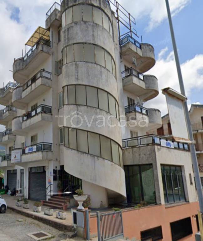 negozio in vendita a Lamezia Terme