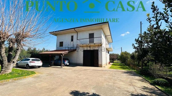 casa indipendente in vendita a Lamezia Terme in zona Sant'Eufemia Lamezia