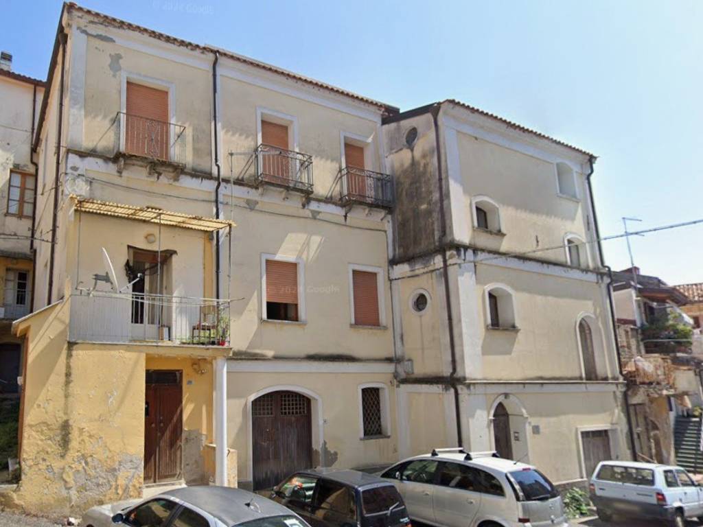 casa indipendente in vendita a Lamezia Terme in zona Nicastro