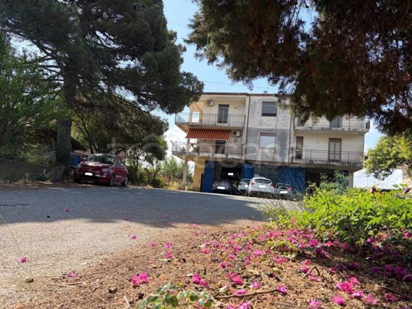 appartamento in vendita a Lamezia Terme in zona Nicastro