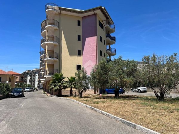 appartamento in vendita a Lamezia Terme in zona Sambiase