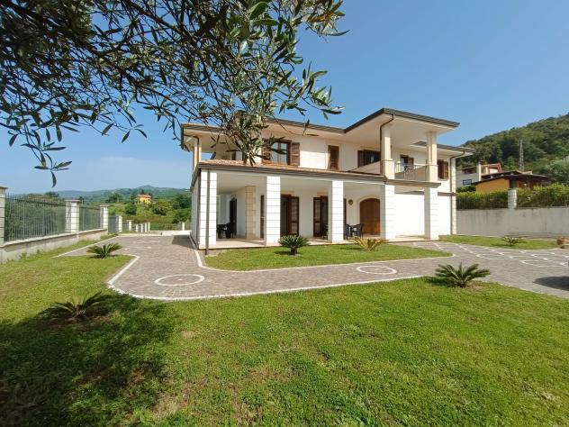 casa indipendente in vendita a Lamezia Terme in zona Magolà