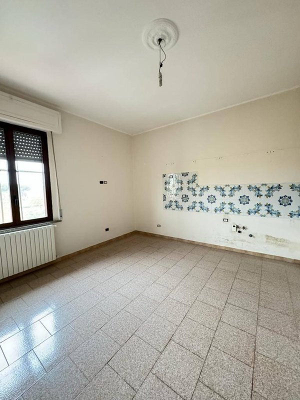 appartamento in vendita a Lamezia Terme in zona Sant'Eufemia Lamezia