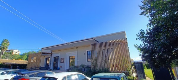 esercizio commerciale in vendita a Lamezia Terme in zona Sant'Eufemia Lamezia