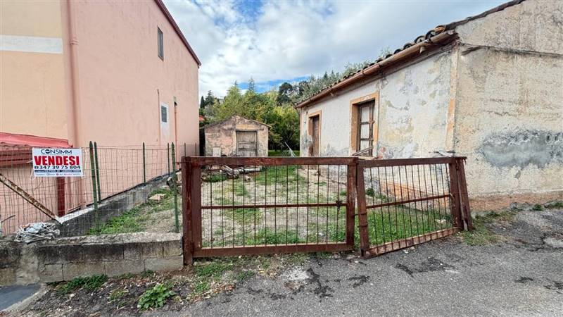 casa indipendente in vendita a Lamezia Terme in zona Nicastro