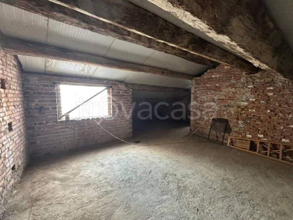 locale commerciale in vendita a Lamezia Terme in zona Nicastro