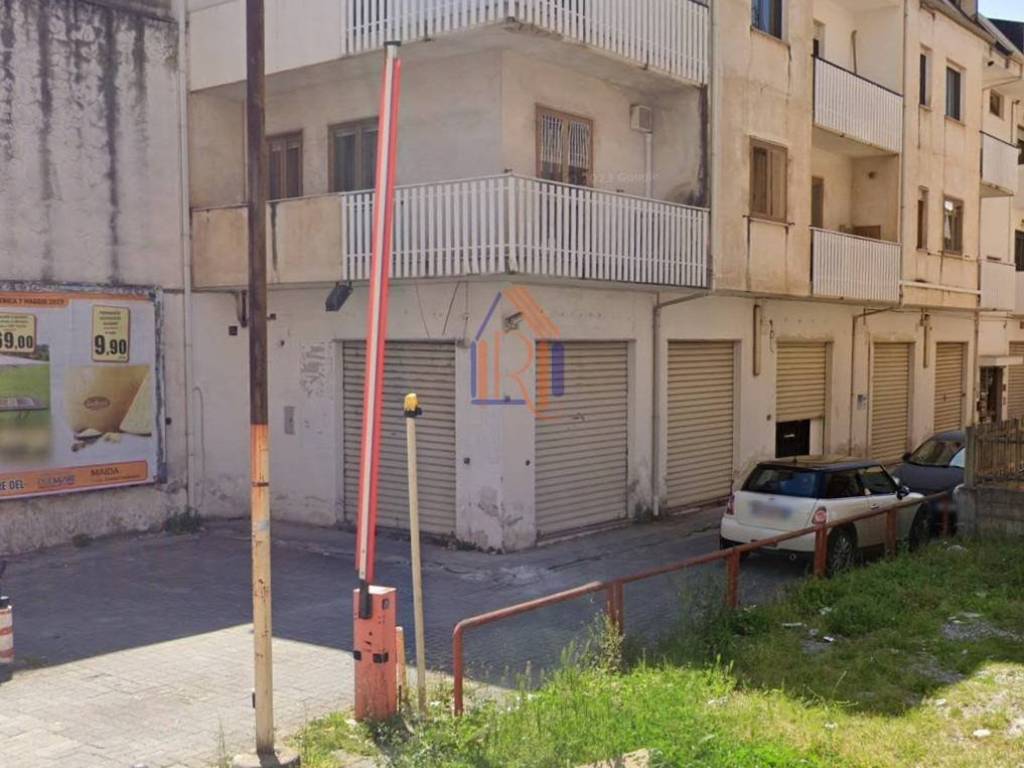 bivano in vendita a Lamezia Terme in zona Nicastro