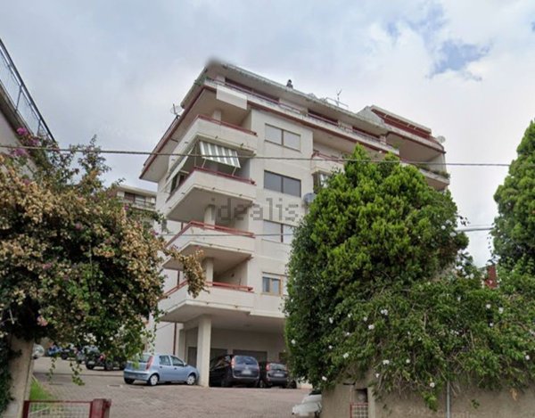 appartamento in vendita a Lamezia Terme in zona Nicastro