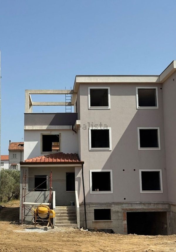 casa indipendente in vendita a Lamezia Terme