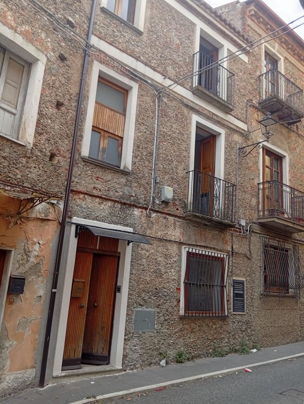 casa indipendente in vendita a Lamezia Terme
