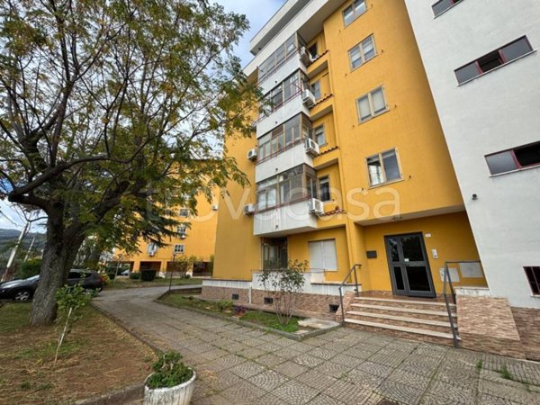 appartamento in vendita a Lamezia Terme in zona Sambiase