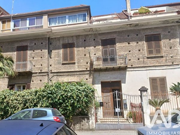 appartamento in vendita a Lamezia Terme in zona Nicastro