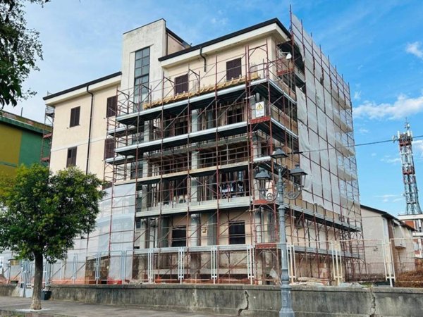 appartamento in vendita a Lamezia Terme in zona Sambiase