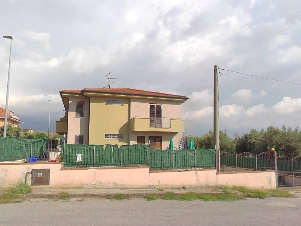 casa indipendente in vendita a Lamezia Terme