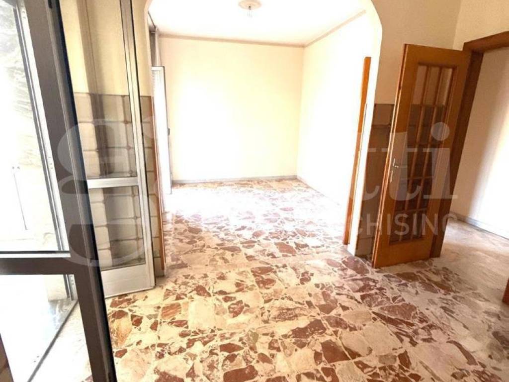 appartamento in vendita a Lamezia Terme in zona Nicastro