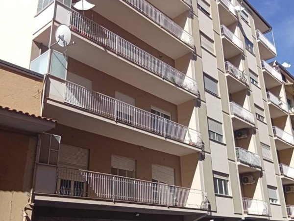 appartamento in vendita a Lamezia Terme in zona Nicastro