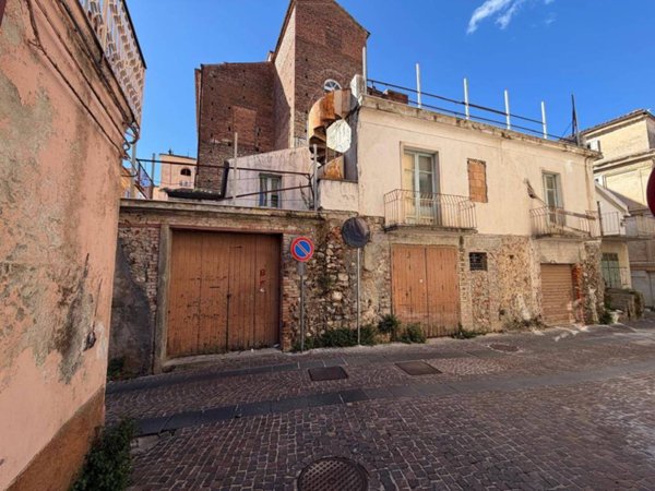 casa indipendente in vendita a Lamezia Terme in zona Sambiase