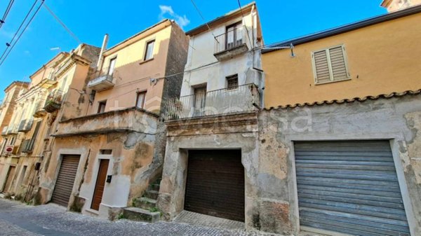 casa indipendente in vendita a Lamezia Terme in zona Sambiase