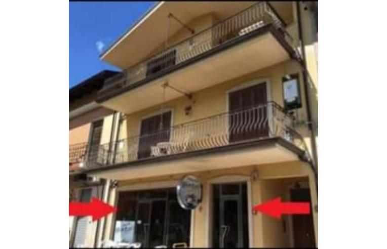 locale commerciale in vendita ad Ardore