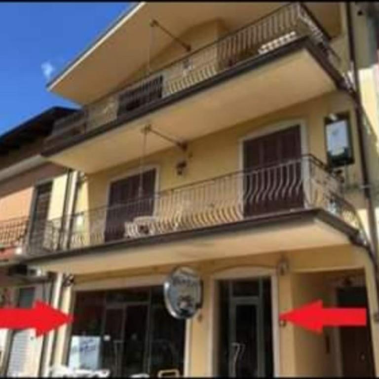 locale commerciale in vendita ad Ardore