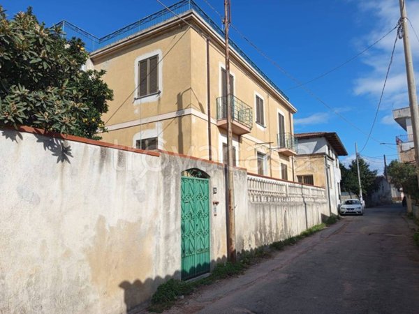 casa indipendente in vendita ad Ardore