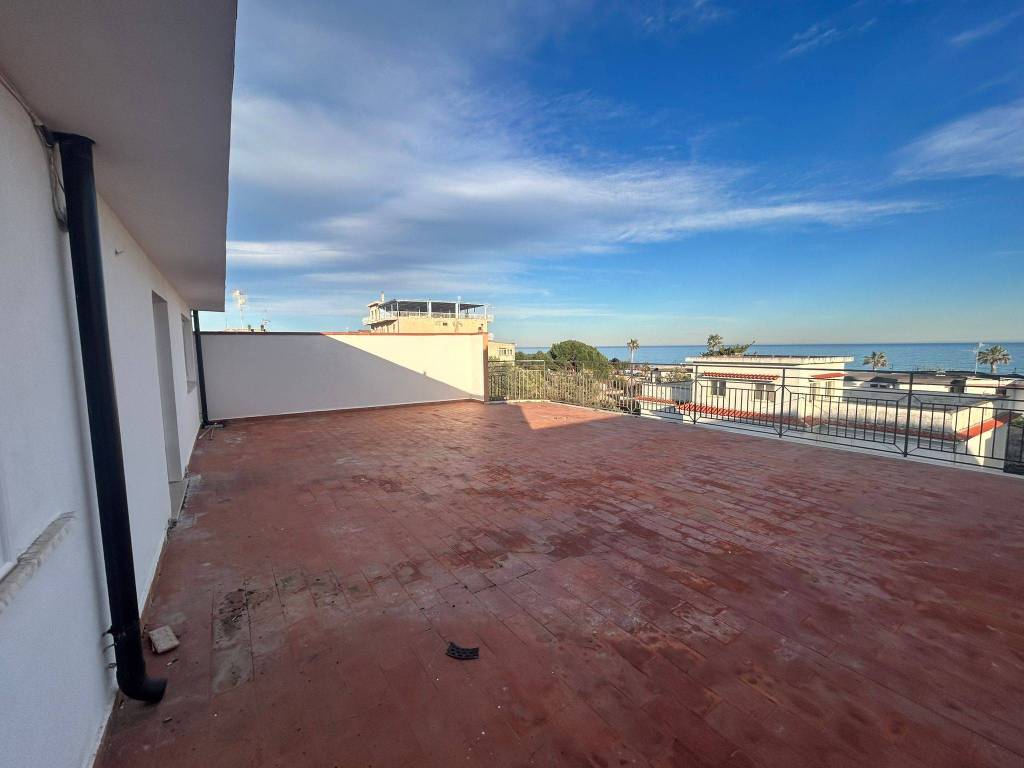 appartamento in vendita ad Ardore