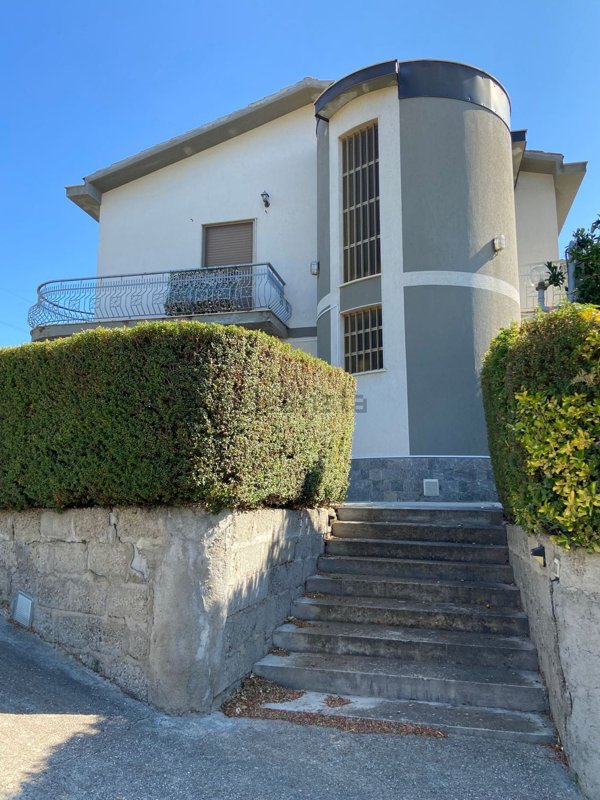 casa indipendente in vendita ad Ardore