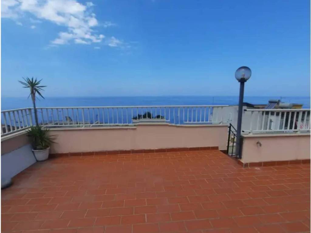 appartamento in vendita a Bagnara Calabra