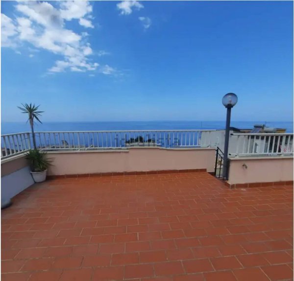 appartamento in vendita a Bagnara Calabra