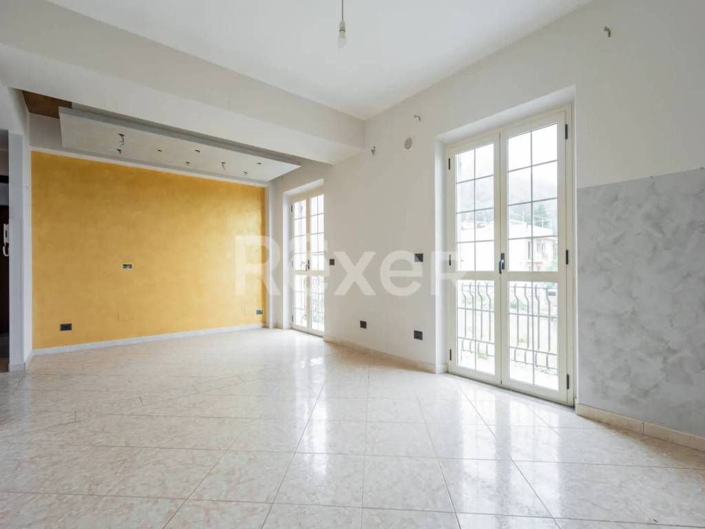 appartamento in vendita a Bagnara Calabra in zona Pellegrina